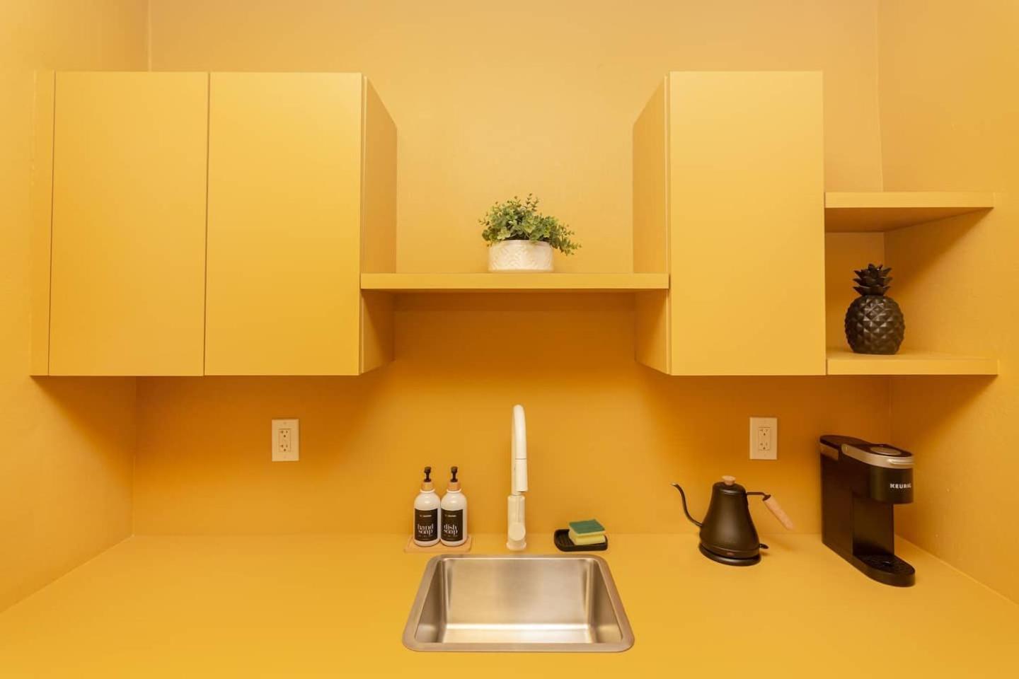 Large Stylish Studio Apartment In El Portal #3 ไมอามี ภายนอก รูปภาพ